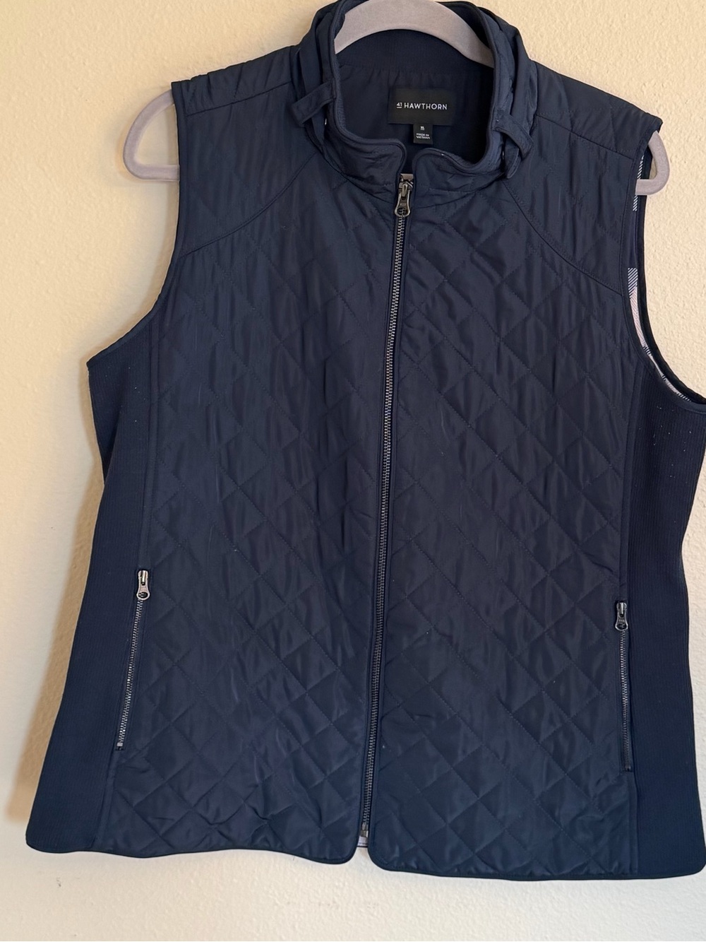 41 Hawthorn Quilted Navy Zip-Front Vest